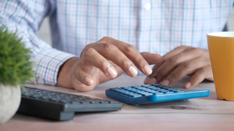 Financial Adviser